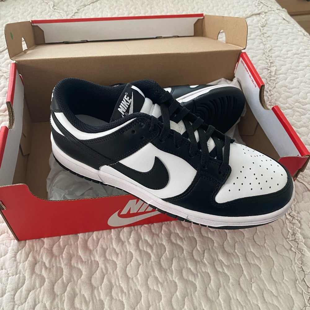 Nike Dunk Low Retro White Black Panda
